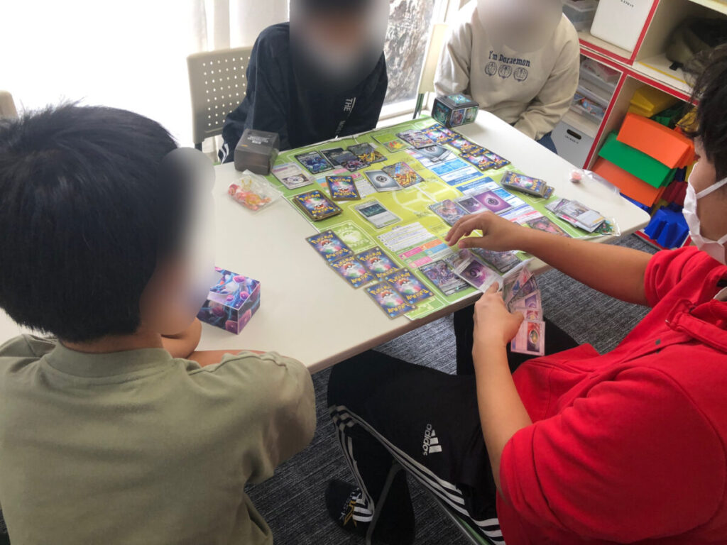 ポケカ対戦中！