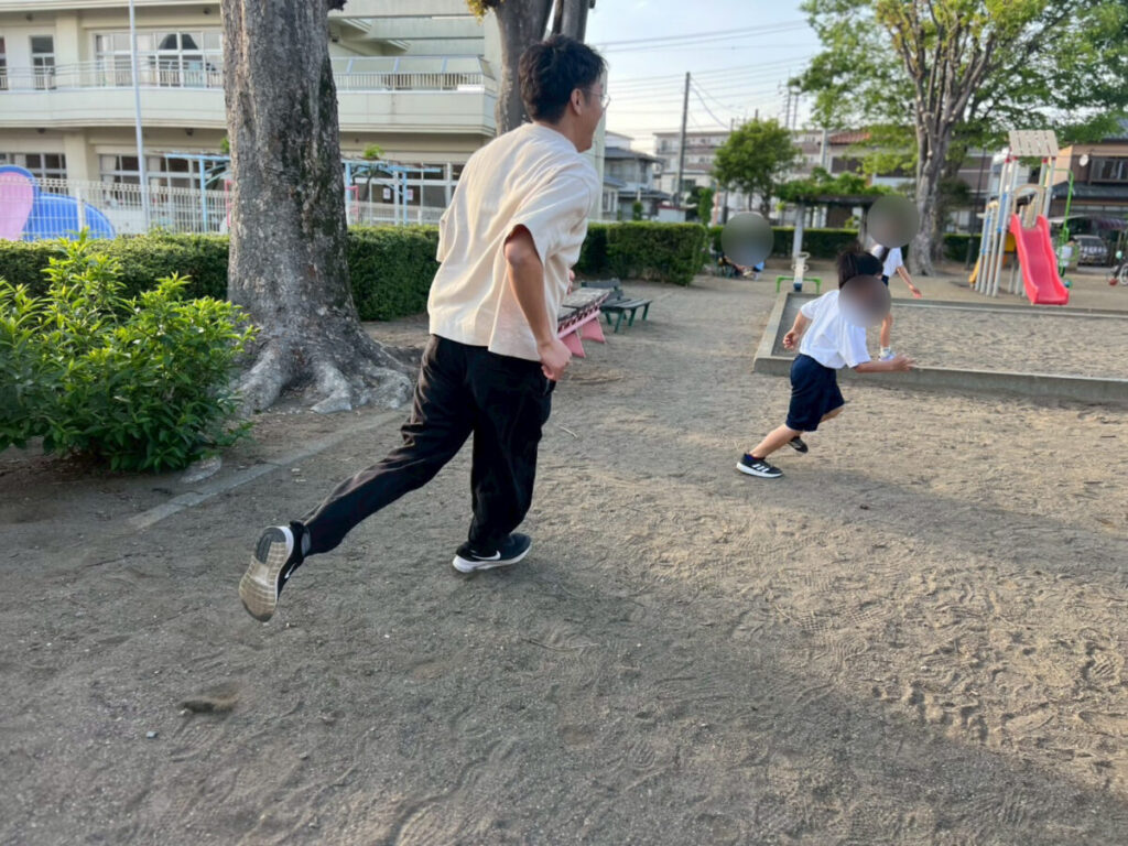 公園で遊び中
